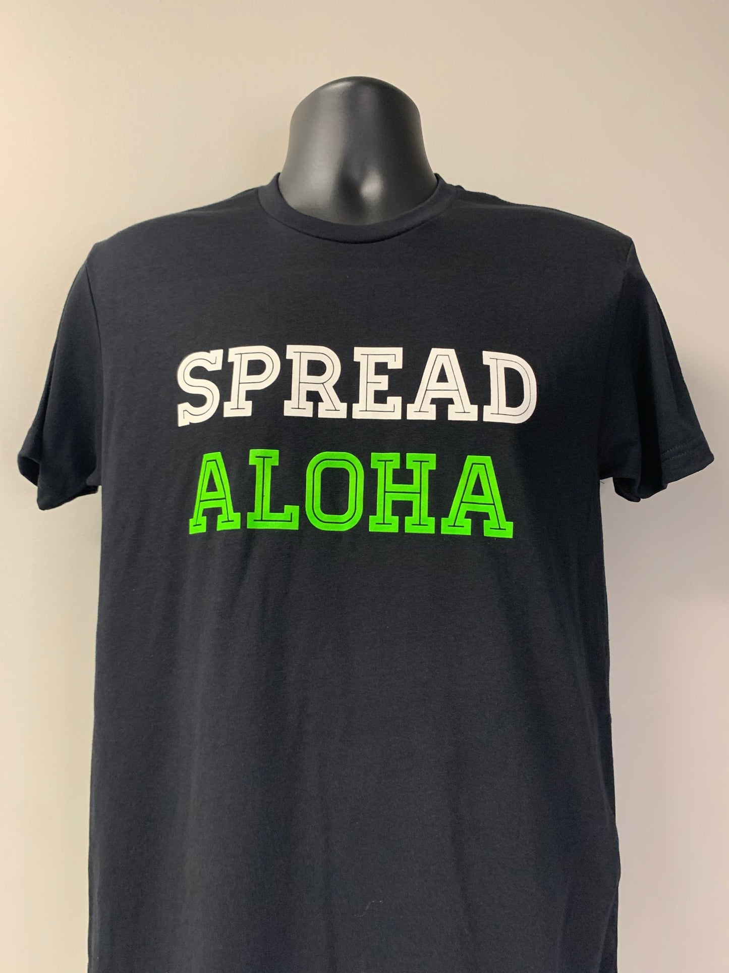 SPREAD ALOHA TEE